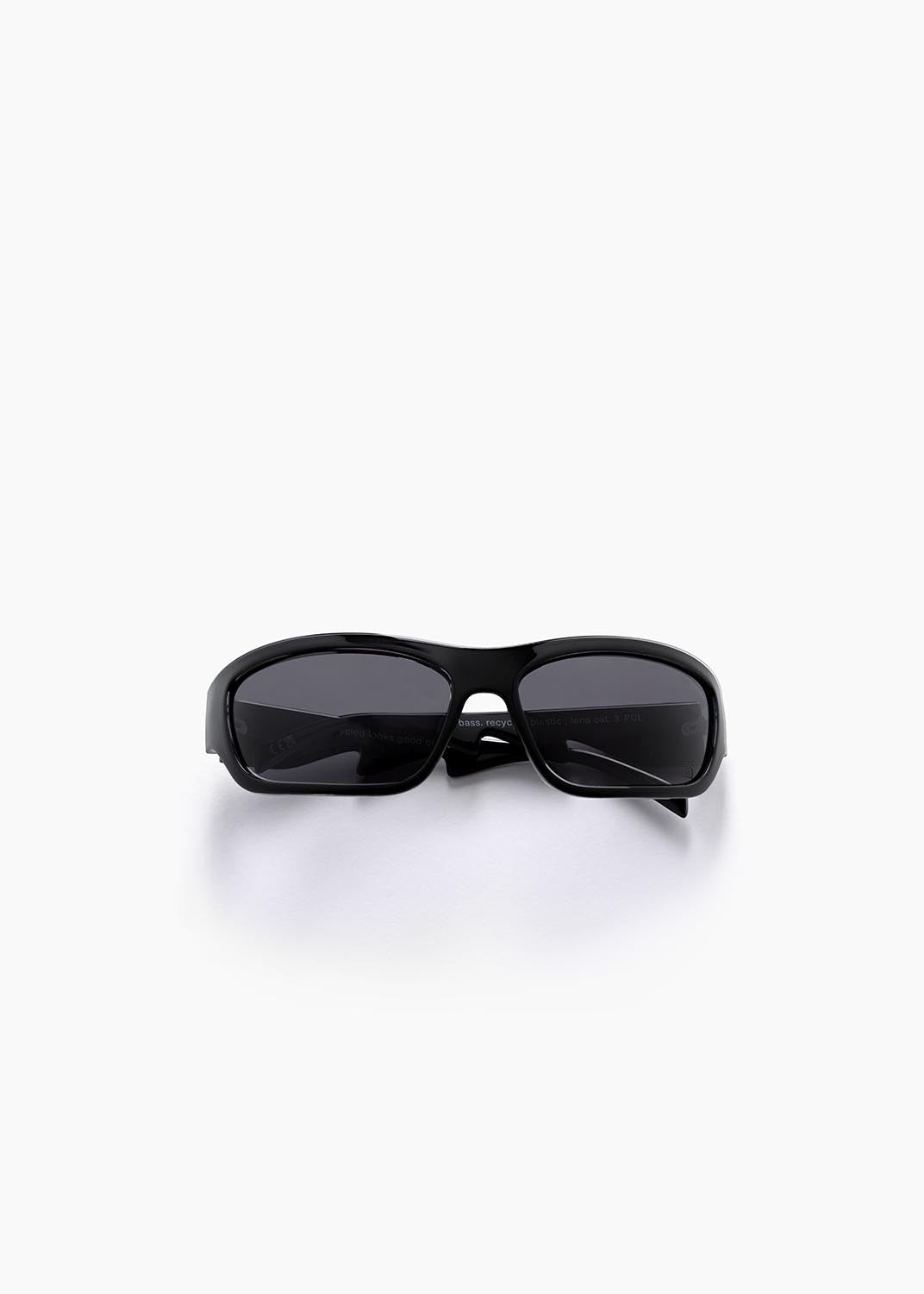 Gafas de sol recicladas Szade Bass ; Elysium Double Black / Ink Polarised en elysium double black / ink pol